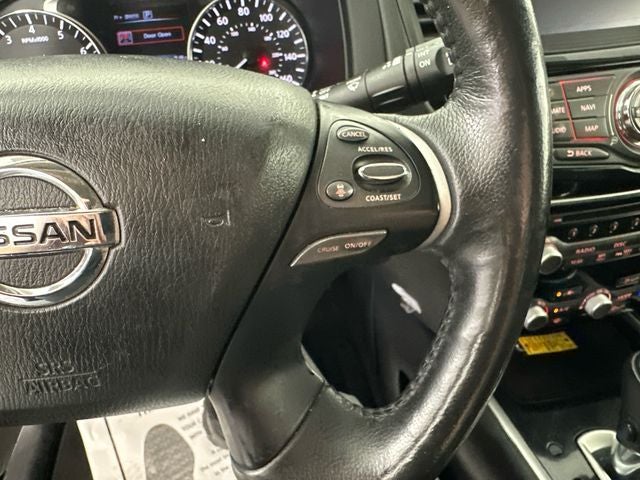 2018 Nissan Pathfinder SV