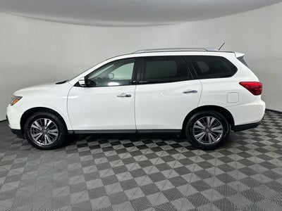 2018 Nissan Pathfinder SV