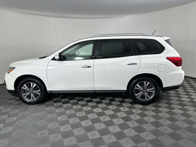 2018 Nissan Pathfinder SV
