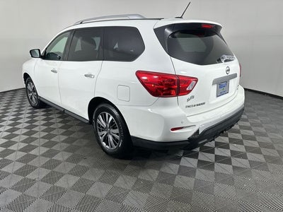 2018 Nissan Pathfinder SV