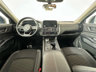 2024 Nissan Pathfinder S