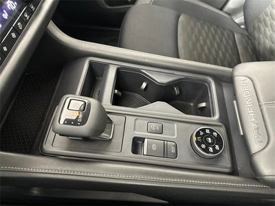 2024 Nissan Pathfinder S