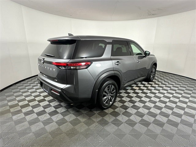 2024 Nissan Pathfinder S