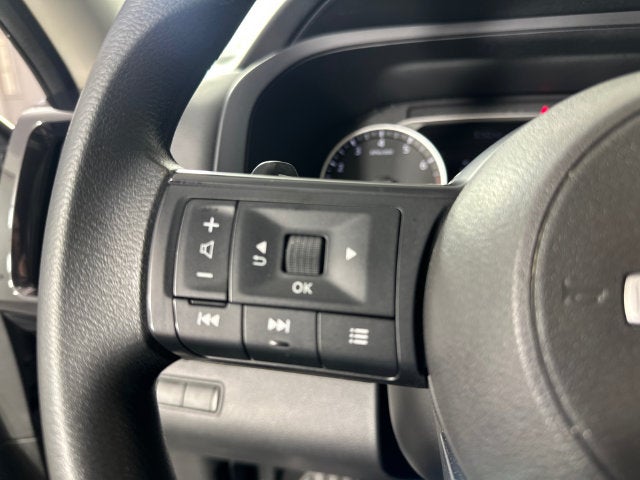 2024 Nissan Pathfinder S