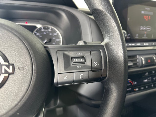 2024 Nissan Pathfinder S