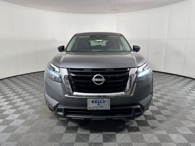 2024 Nissan Pathfinder S
