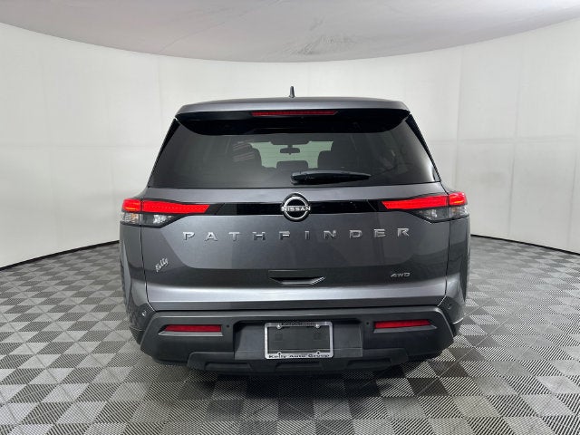2024 Nissan Pathfinder S