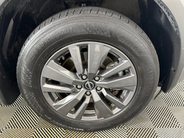2024 Nissan Pathfinder S