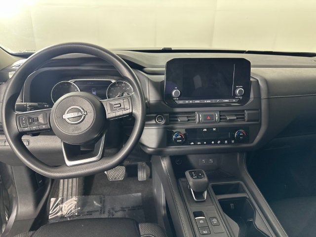2024 Nissan Pathfinder S