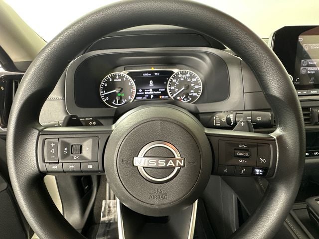 2024 Nissan Pathfinder S