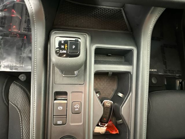 2024 Nissan Pathfinder S