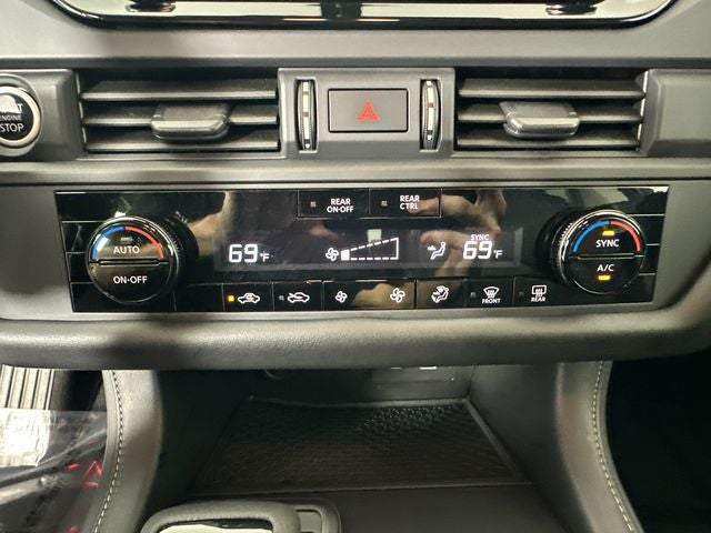 2024 Nissan Pathfinder S
