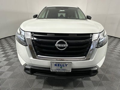 2024 Nissan Pathfinder S