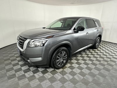 2024 Nissan Pathfinder S