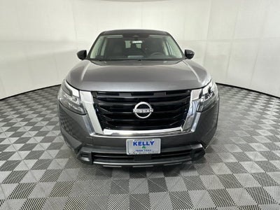 2024 Nissan Pathfinder S