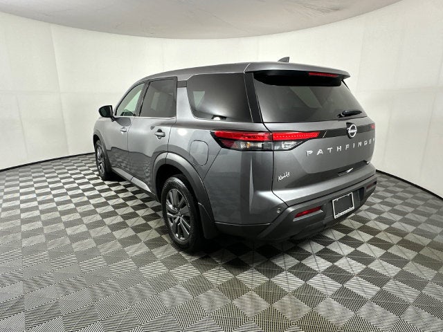 2024 Nissan Pathfinder S