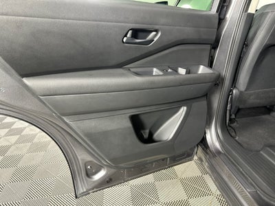 2024 Nissan Pathfinder S