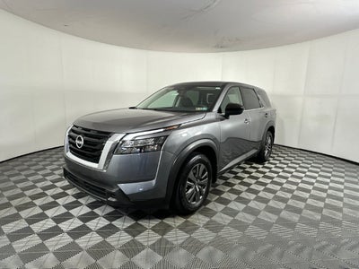 2024 Nissan Pathfinder S