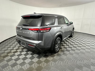 2024 Nissan Pathfinder S