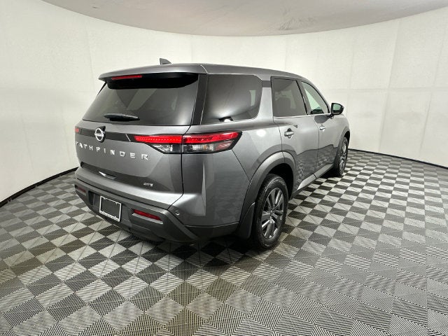 2024 Nissan Pathfinder S