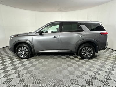 2024 Nissan Pathfinder S
