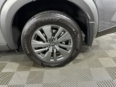 2024 Nissan Pathfinder S