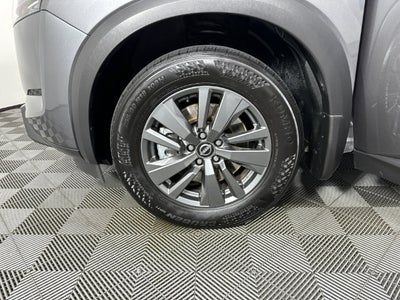 2024 Nissan Pathfinder S