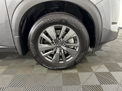 2024 Nissan Pathfinder S