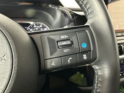 2023 Nissan Pathfinder SV Black Appearance Package