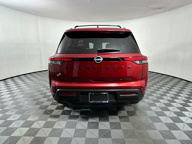 2023 Nissan Pathfinder SV Black Appearance Package