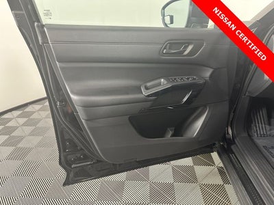 2023 Nissan Pathfinder SV Black Package