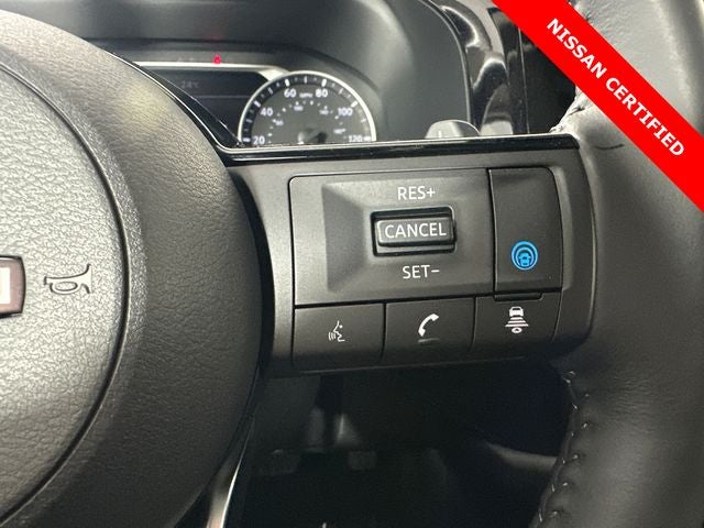 2023 Nissan Pathfinder SV Black Package