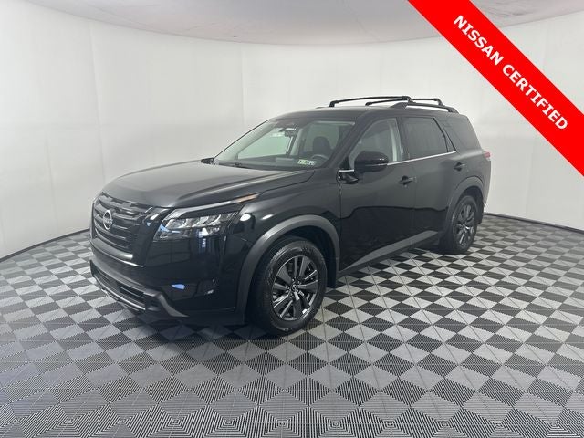 2023 Nissan Pathfinder SV Black Package