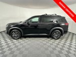 2023 Nissan Pathfinder SV Black Package
