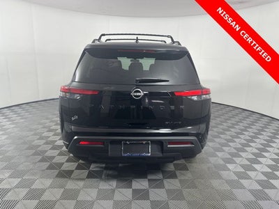 2023 Nissan Pathfinder SV Black Package
