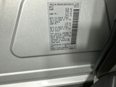 2024 Nissan Pathfinder SV