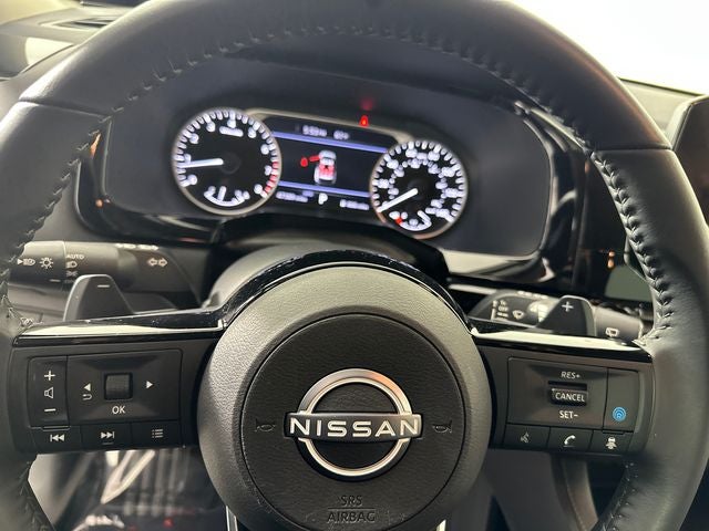 2023 Nissan Pathfinder SV Premium Package