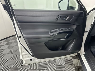2023 Nissan Pathfinder SV Premium Package
