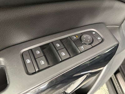 2023 Nissan Pathfinder SV Premium Package