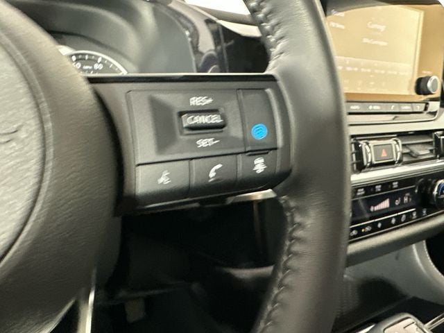 2023 Nissan Pathfinder SV Premium Package