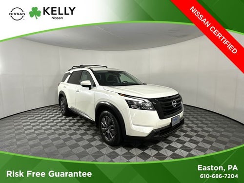 2023 Nissan Pathfinder SV Premium Package