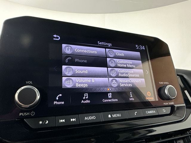 2023 Nissan Pathfinder SV Premium Package
