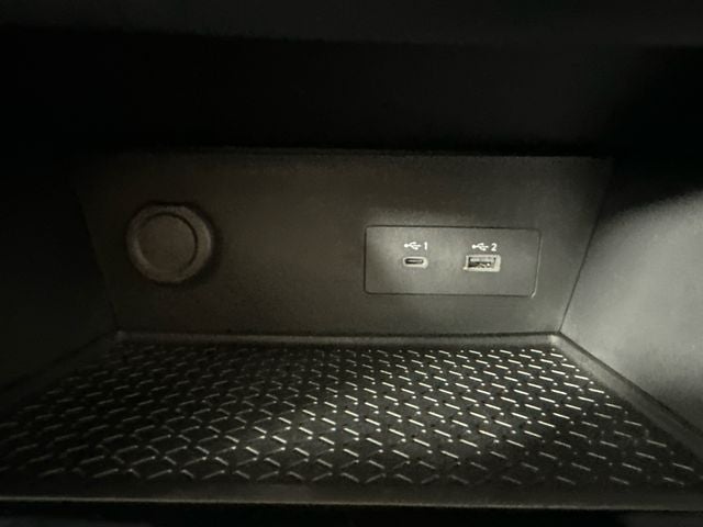 2023 Nissan Pathfinder SV Premium Package