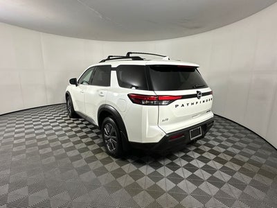 2023 Nissan Pathfinder SV Premium Package