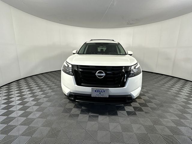 2023 Nissan Pathfinder SV Premium Package