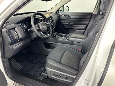 2023 Nissan Pathfinder SV Premium Package