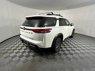 2023 Nissan Pathfinder SV Premium Package
