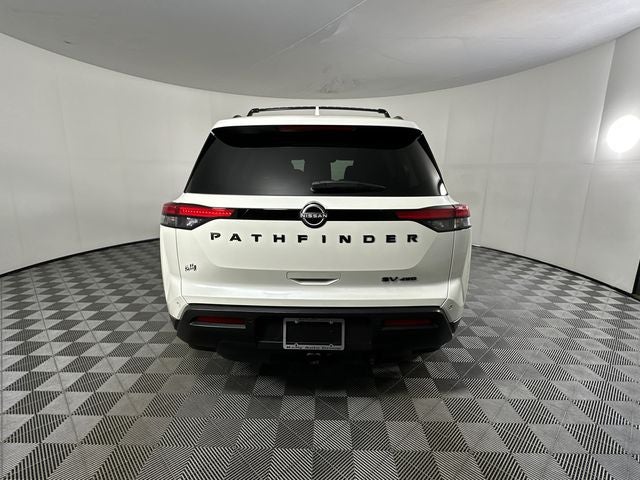2023 Nissan Pathfinder SV Premium Package
