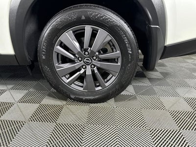 2023 Nissan Pathfinder SV Premium Package