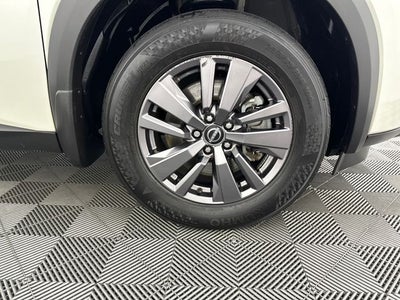 2023 Nissan Pathfinder SV Premium Package